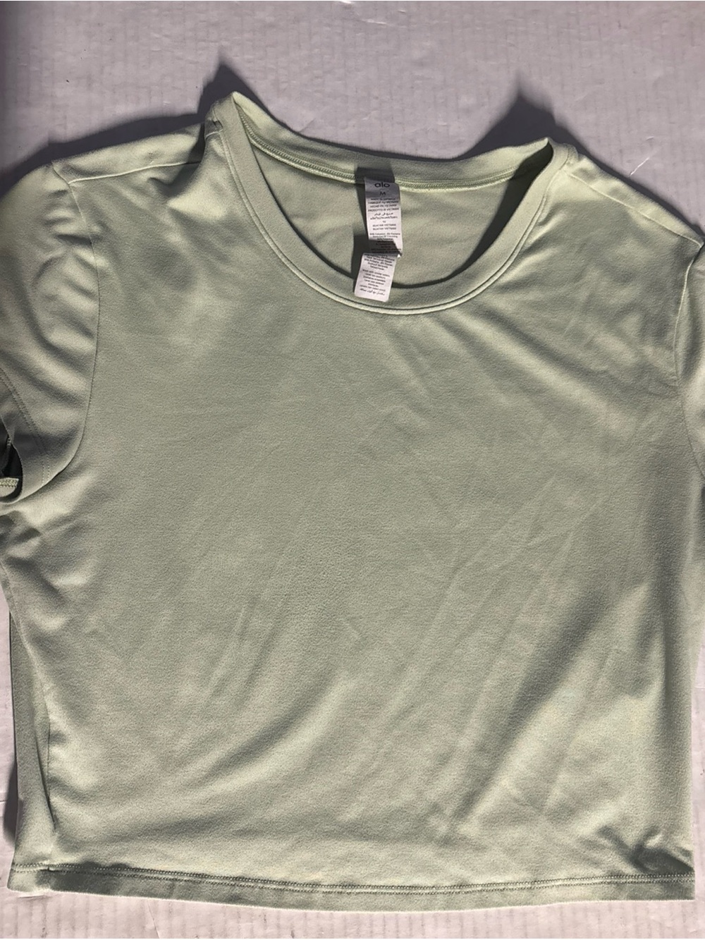 ALO Yoga Mint Green Short Sleeve Crewneck Performance Top